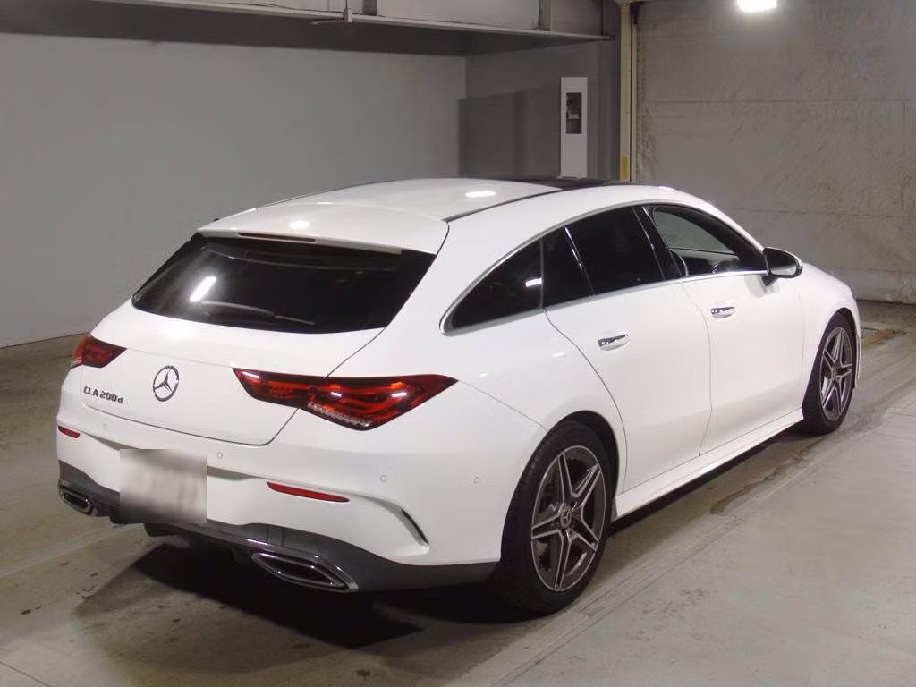 MERCEDES-BENZ CLA-CLASS