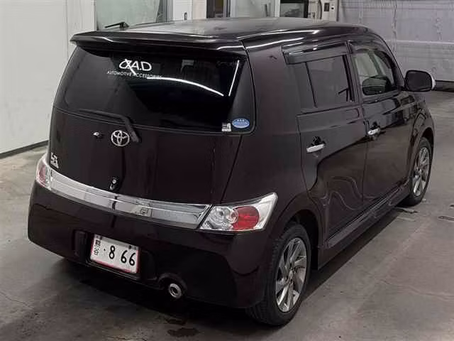 TOYOTA BB