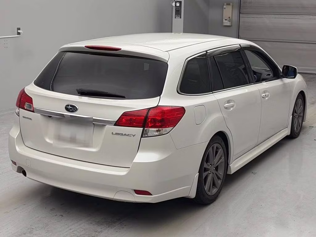 SUBARU LEGACY