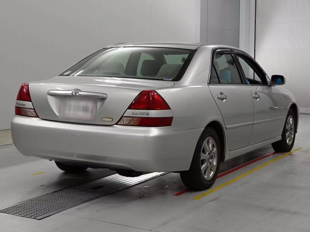 TOYOTA MARK II