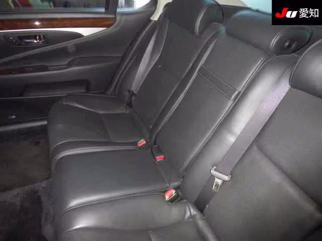 LEXUS LS600H