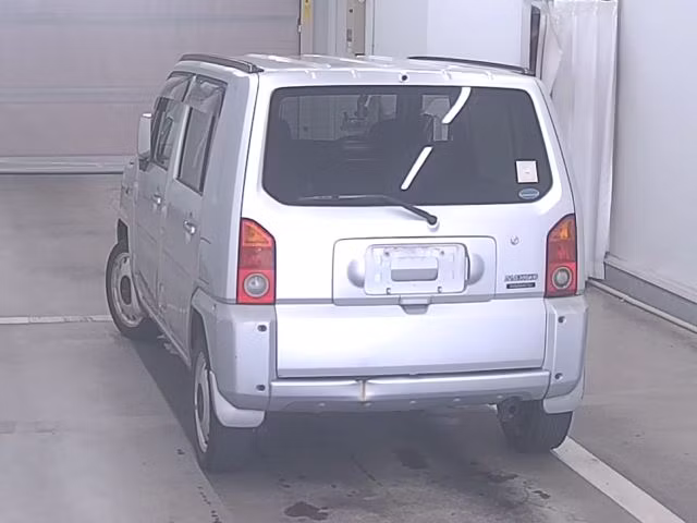 DAIHATSU NAKED