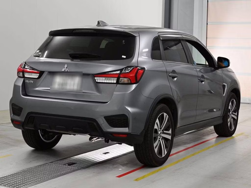 MITSUBISHI RVR