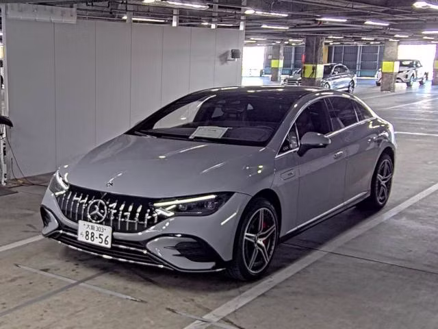MERCEDES-BENZ EQE