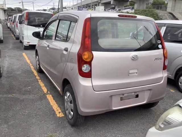 DAIHATSU MIRA