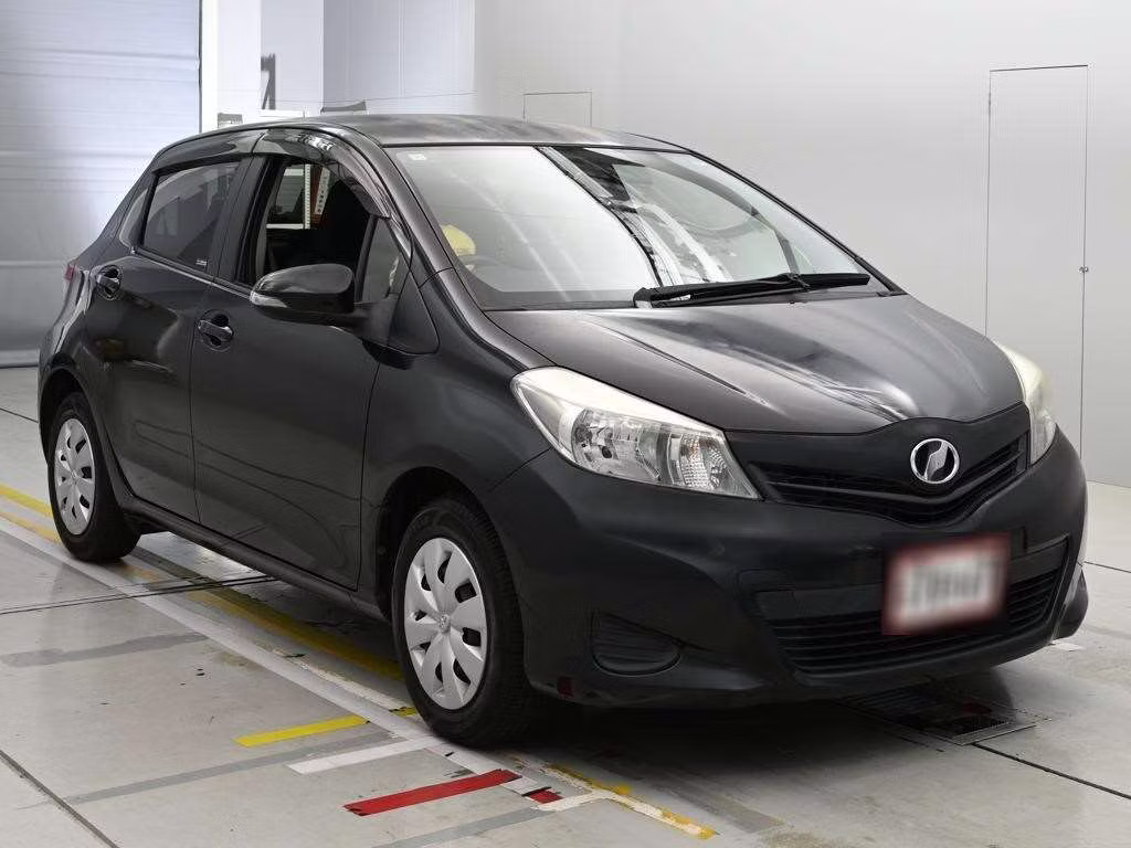 TOYOTA VITZ