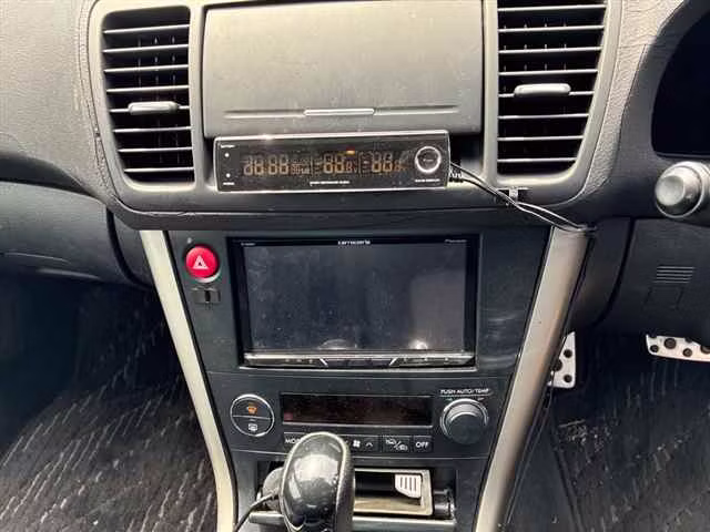 SUBARU LEGACY B4