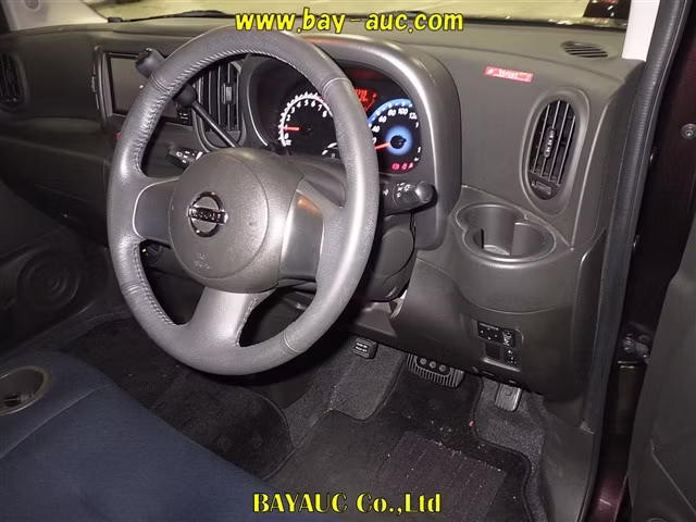 NISSAN CUBE