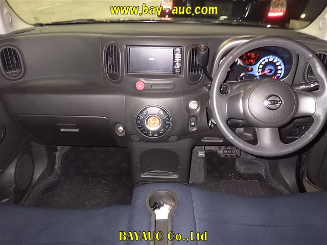 NISSAN CUBE