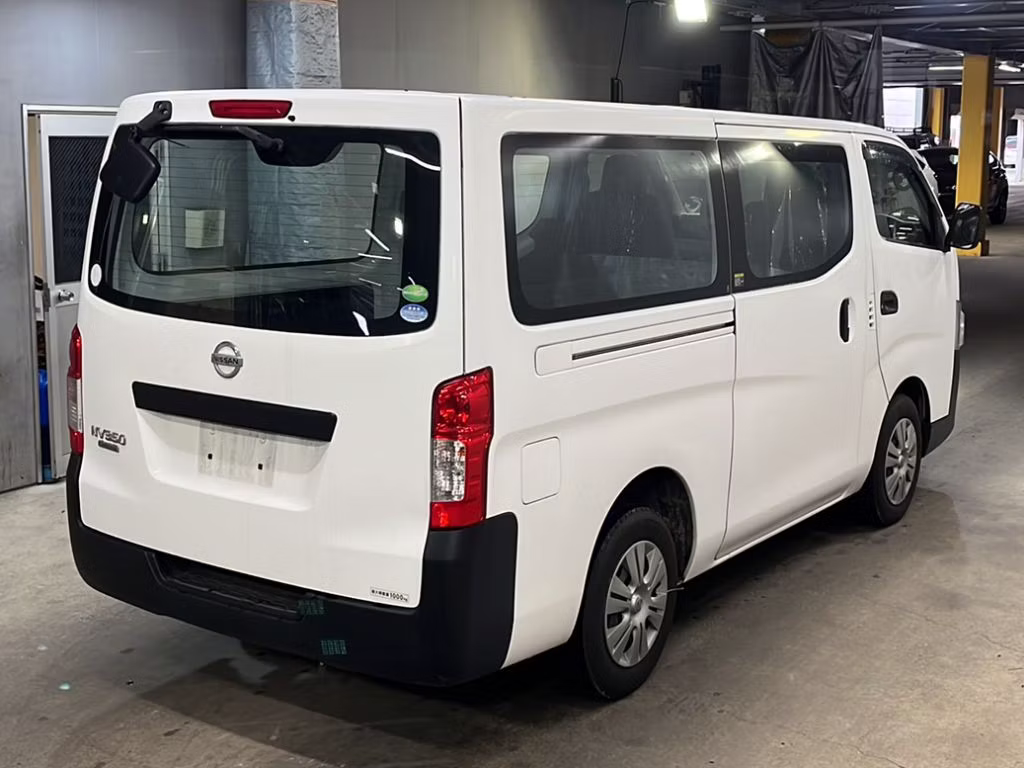 NISSAN NV350 CARAVAN