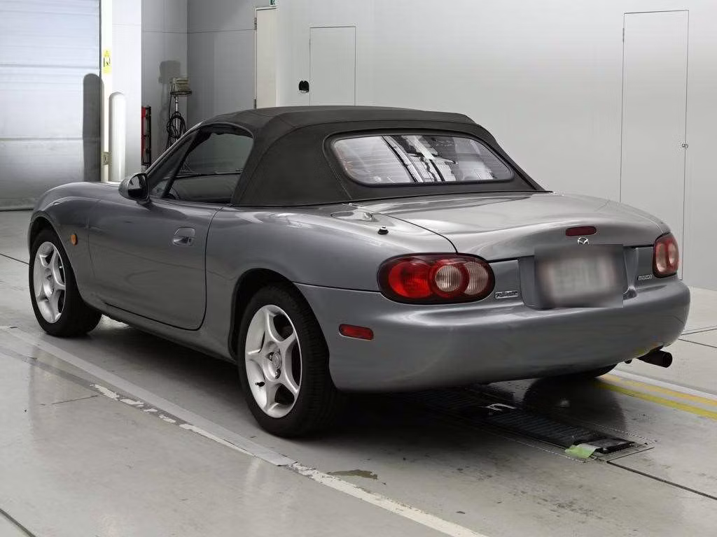 MAZDA ROADSTER