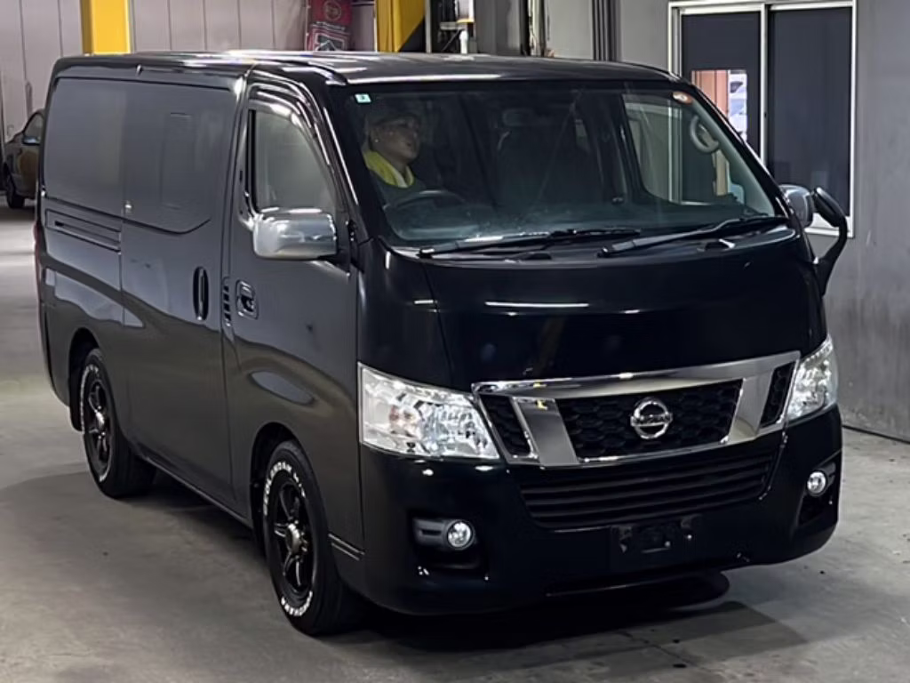 NISSAN NV350 CARAVAN