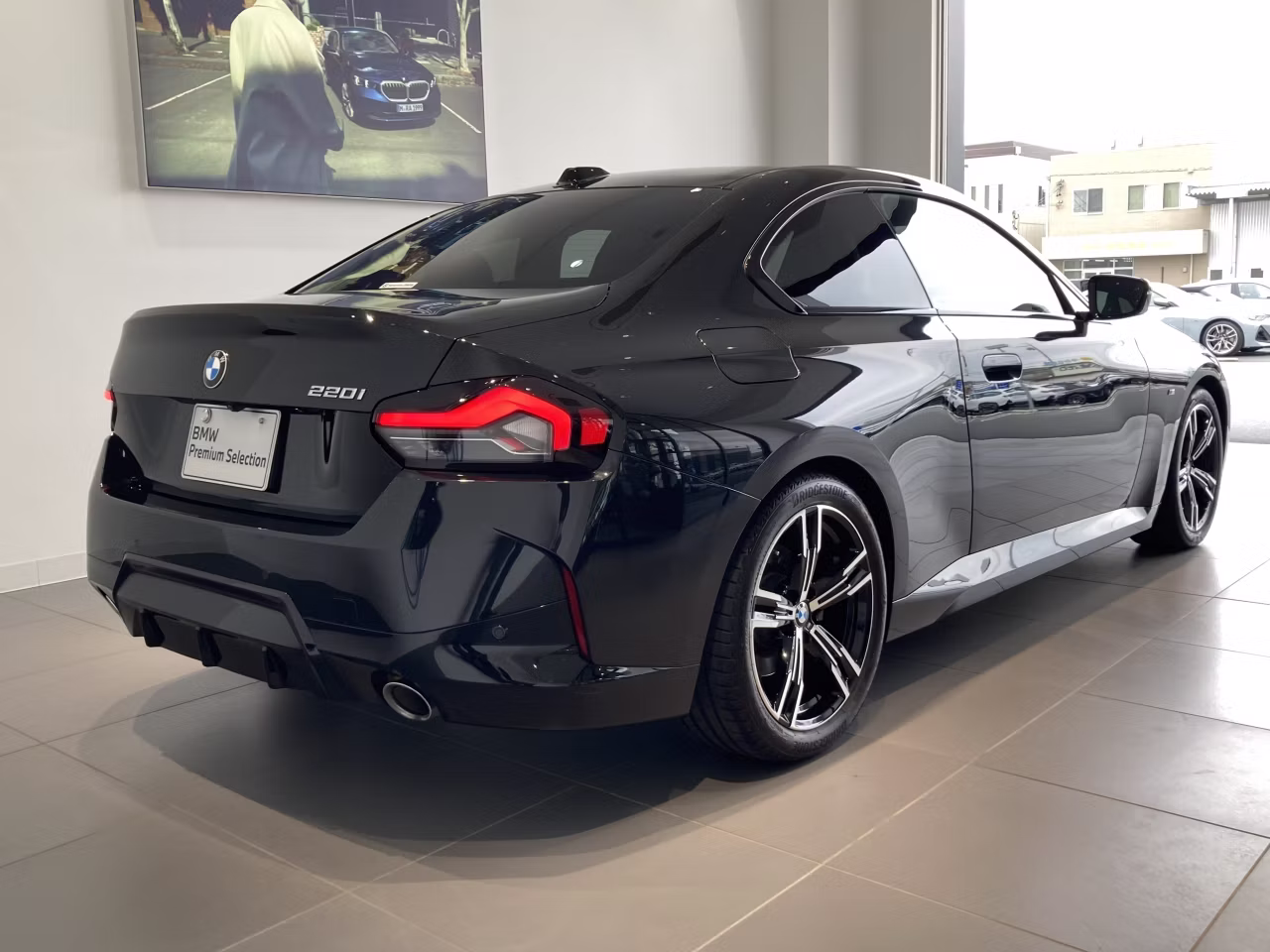 BMW 2-SERIES