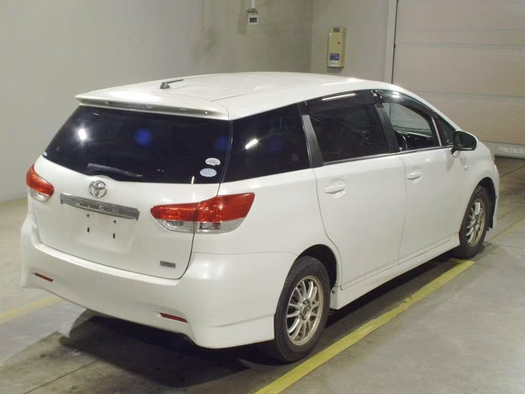TOYOTA WISH