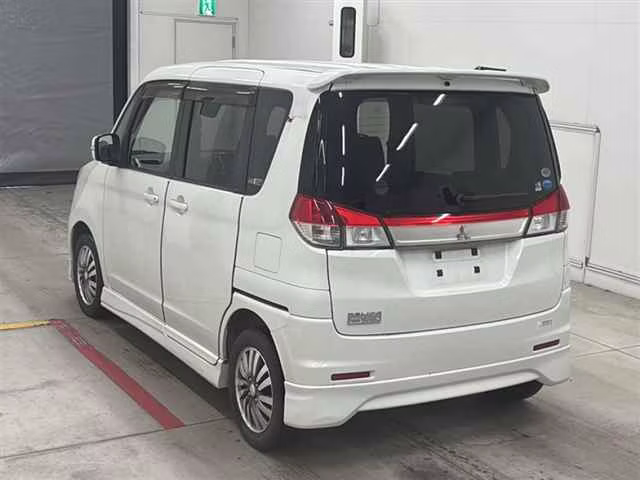 MITSUBISHI DELICA D:2