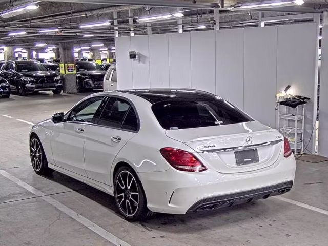 MERCEDES-BENZ C-CLASS
