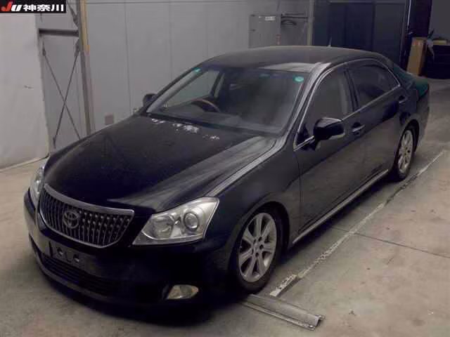 TOYOTA CROWN MAJESTA
