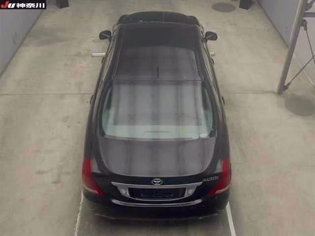 TOYOTA CROWN MAJESTA