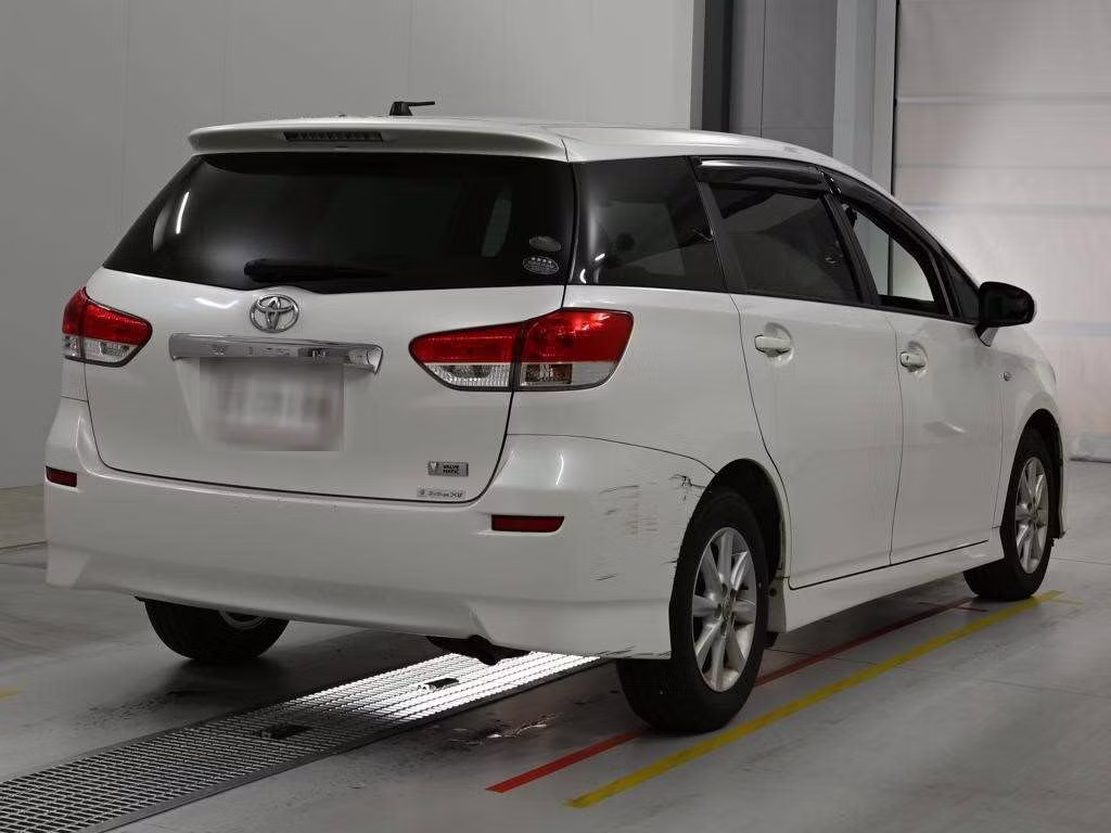TOYOTA WISH