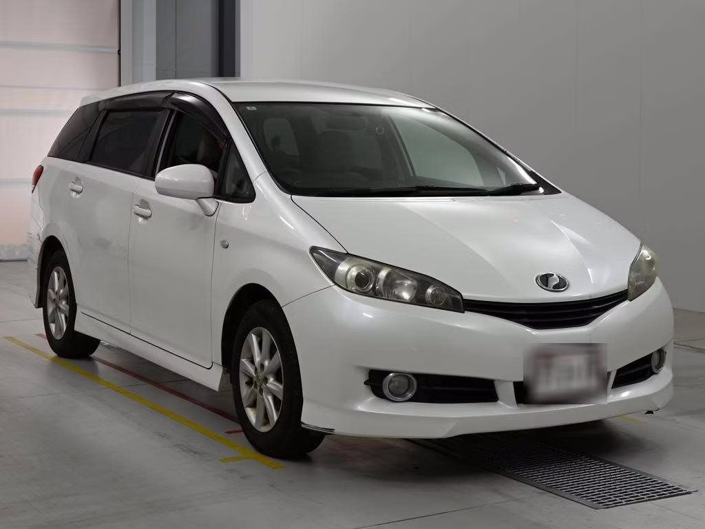 TOYOTA WISH