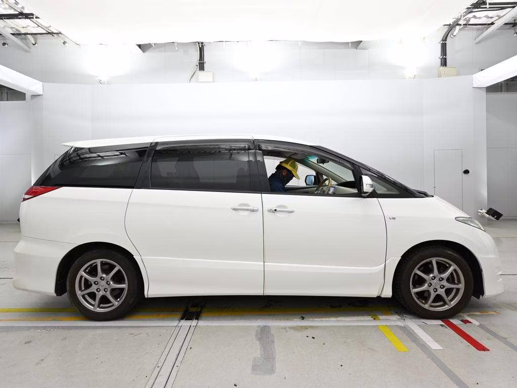 TOYOTA ESTIMA
