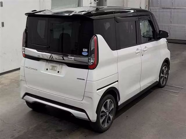 MITSUBISHI EK SPACE