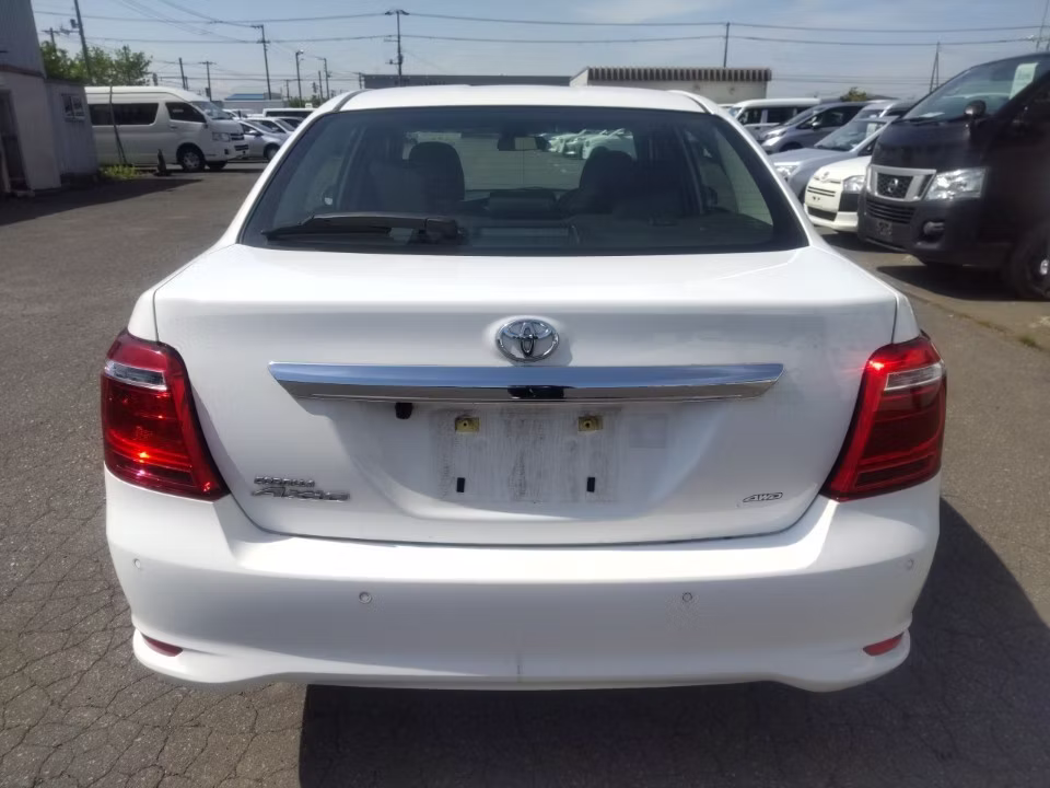 TOYOTA COROLLA AXIO