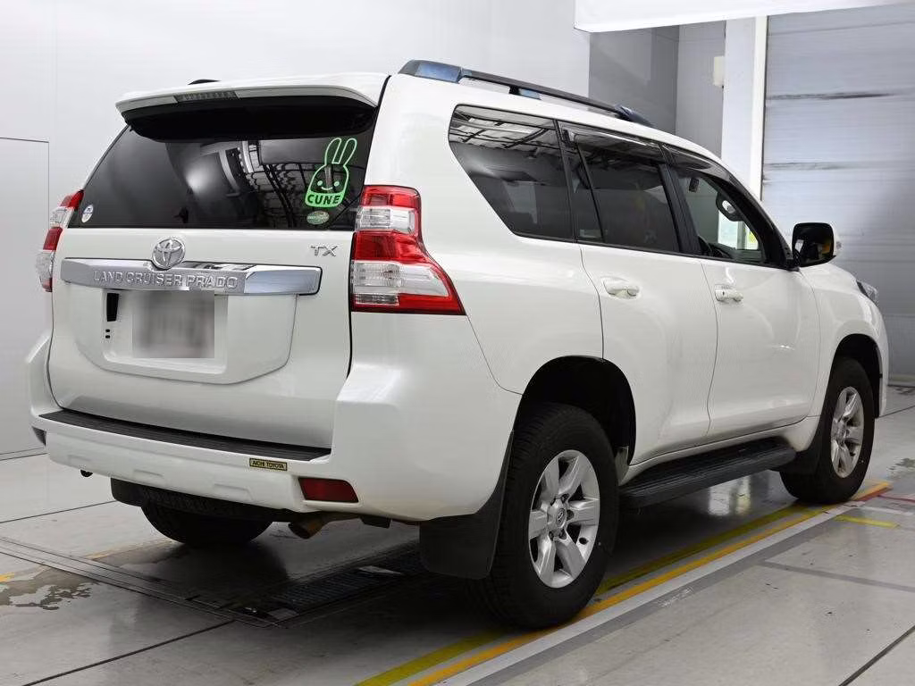 TOYOTA LAND CRUISER PRADO