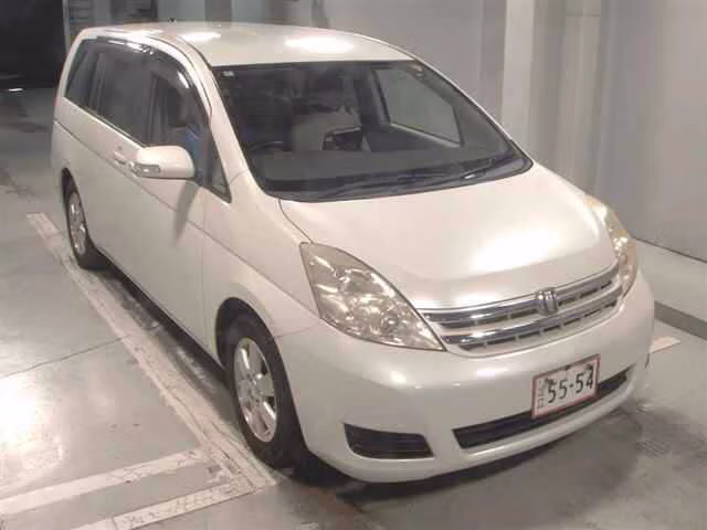 TOYOTA ISIS