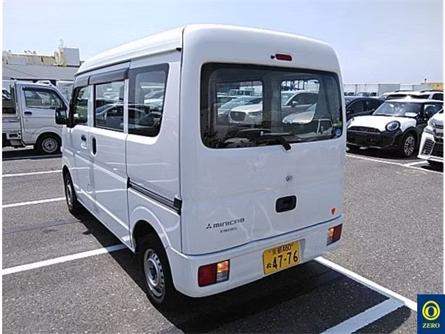 MITSUBISHI MINICAB