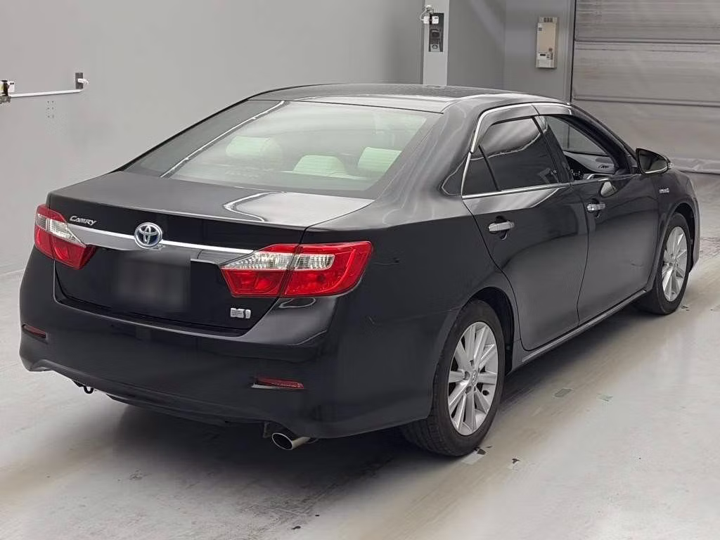 TOYOTA CAMRY