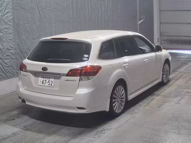 SUBARU LEGACY
