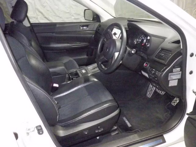 SUBARU LEGACY