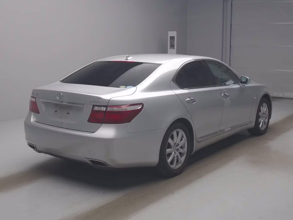 LEXUS LS460