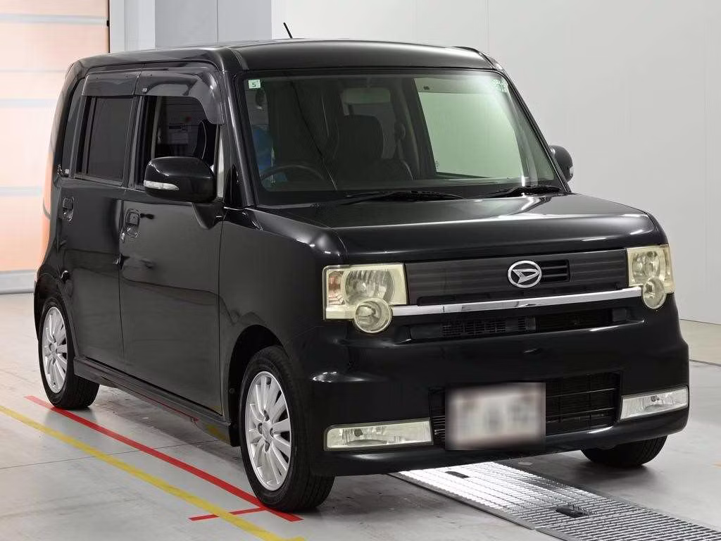 DAIHATSU MOVE CONTE