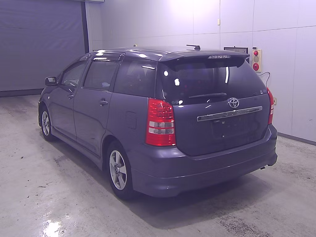 TOYOTA WISH