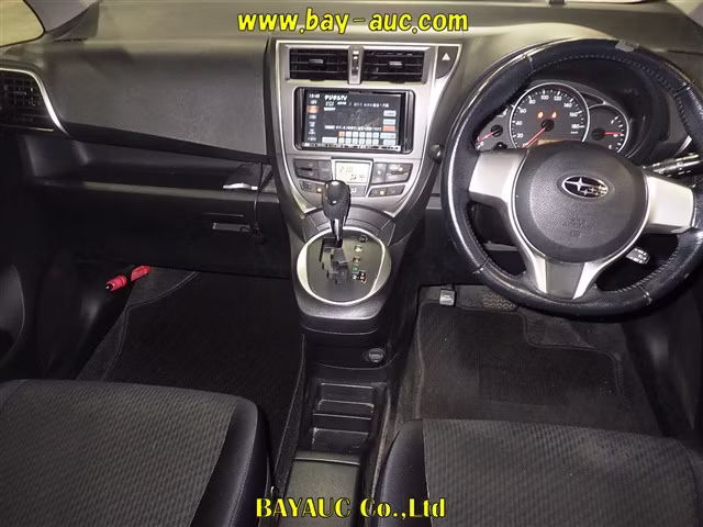 SUBARU TREZIA