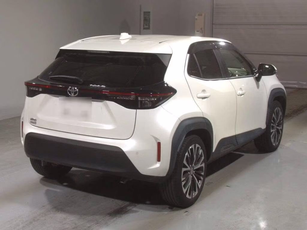 TOYOTA YARIS CROSS