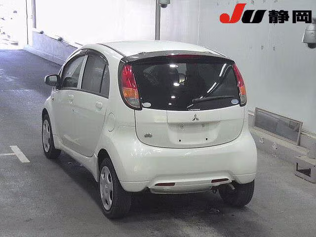 MITSUBISHI I