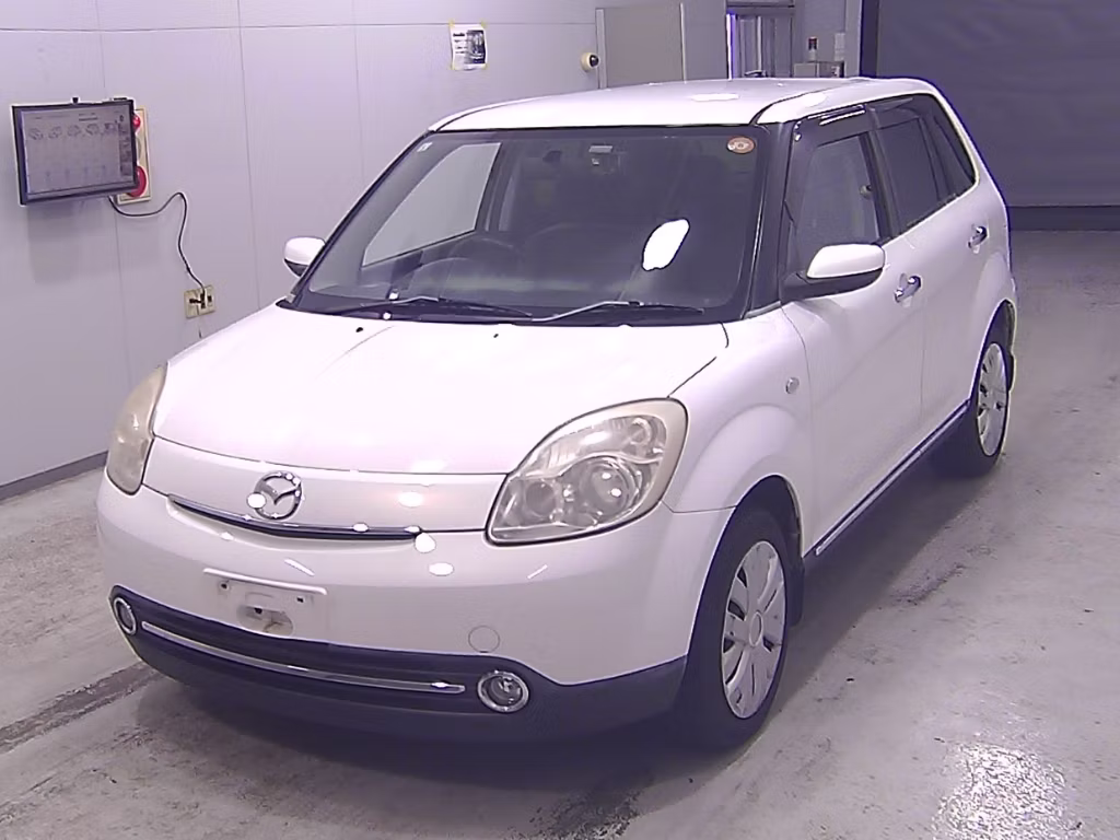 MAZDA VERISA