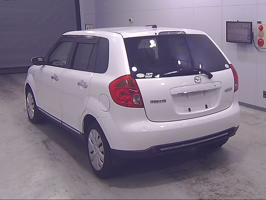 MAZDA VERISA