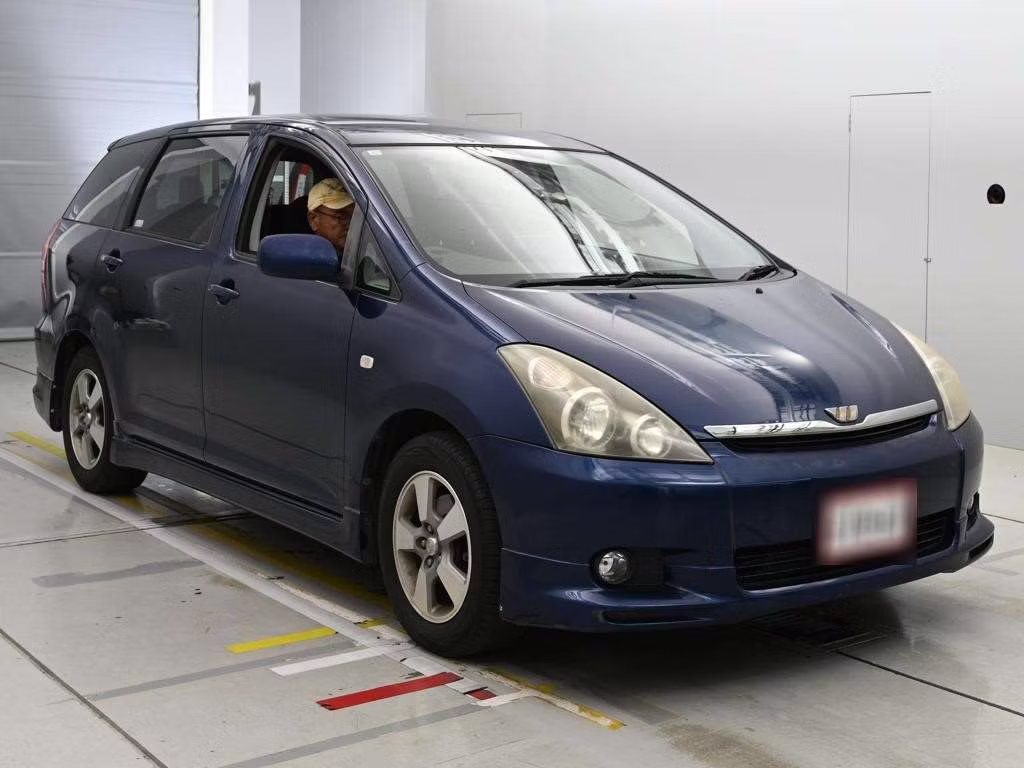 TOYOTA WISH