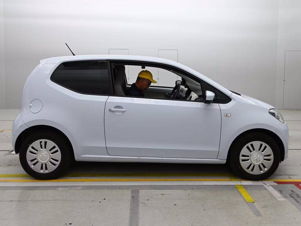 VOLKSWAGEN UP!