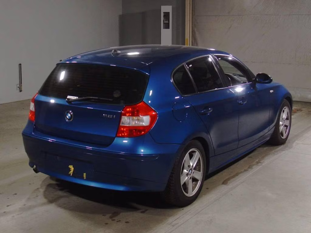 BMW 1-SERIES