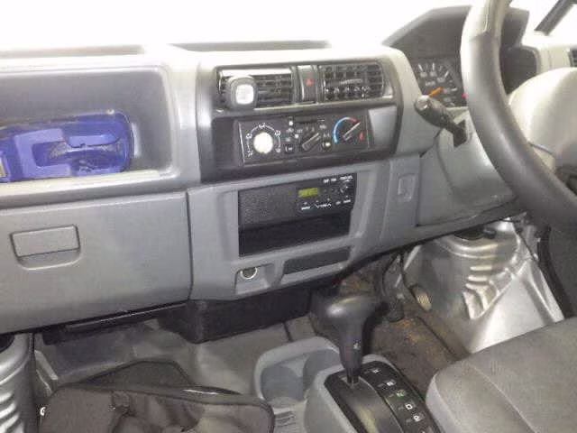 MITSUBISHI MINICAB