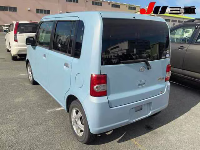 DAIHATSU MOVE CONTE