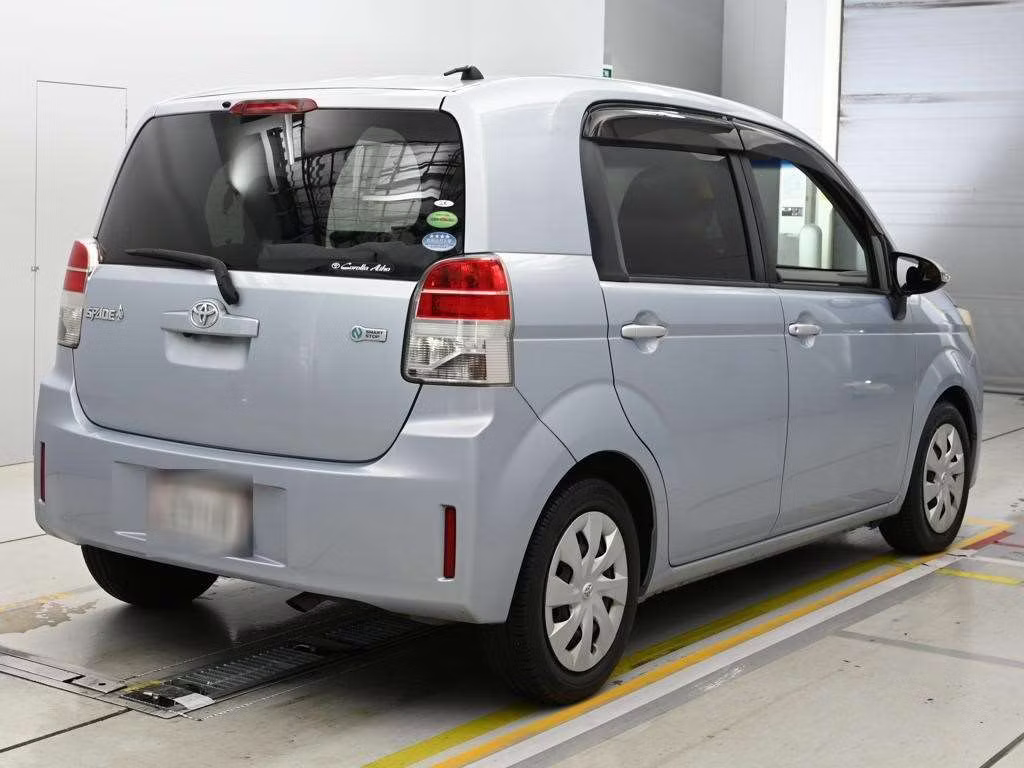 TOYOTA SPADE