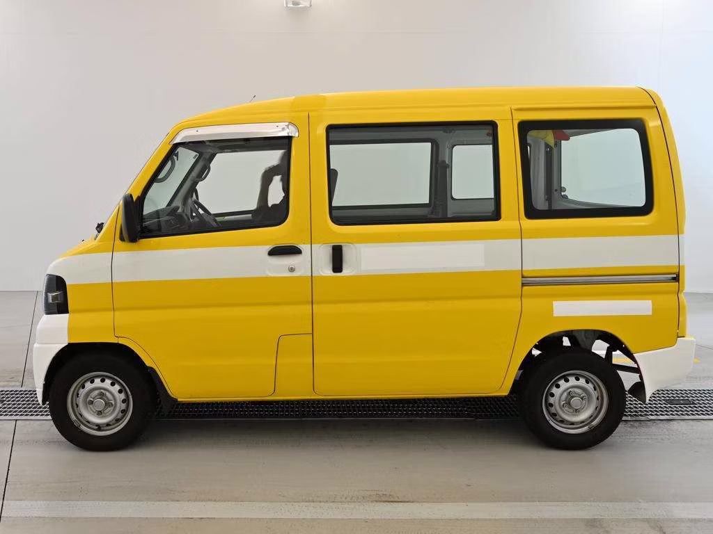 MITSUBISHI MINICAB