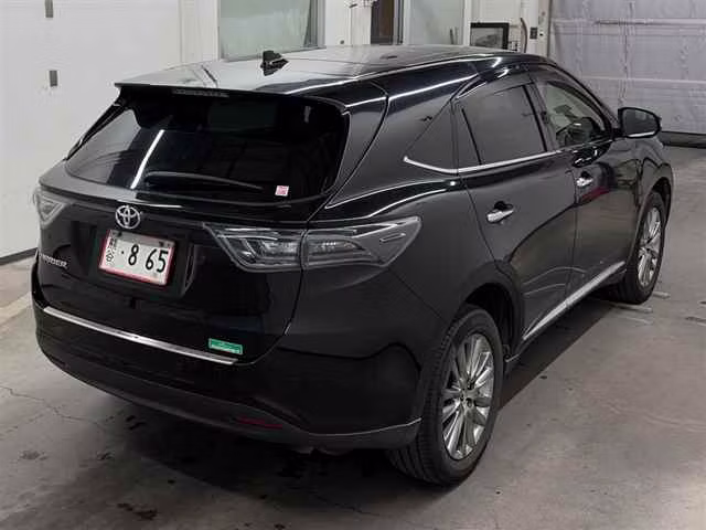 TOYOTA HARRIER