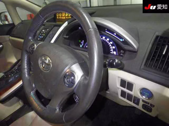 TOYOTA SAI